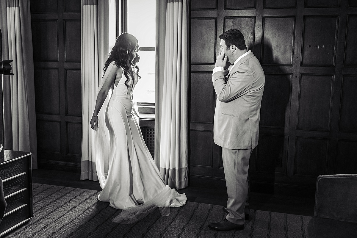 St Louis 21c Museum Hotel Wedding Photo