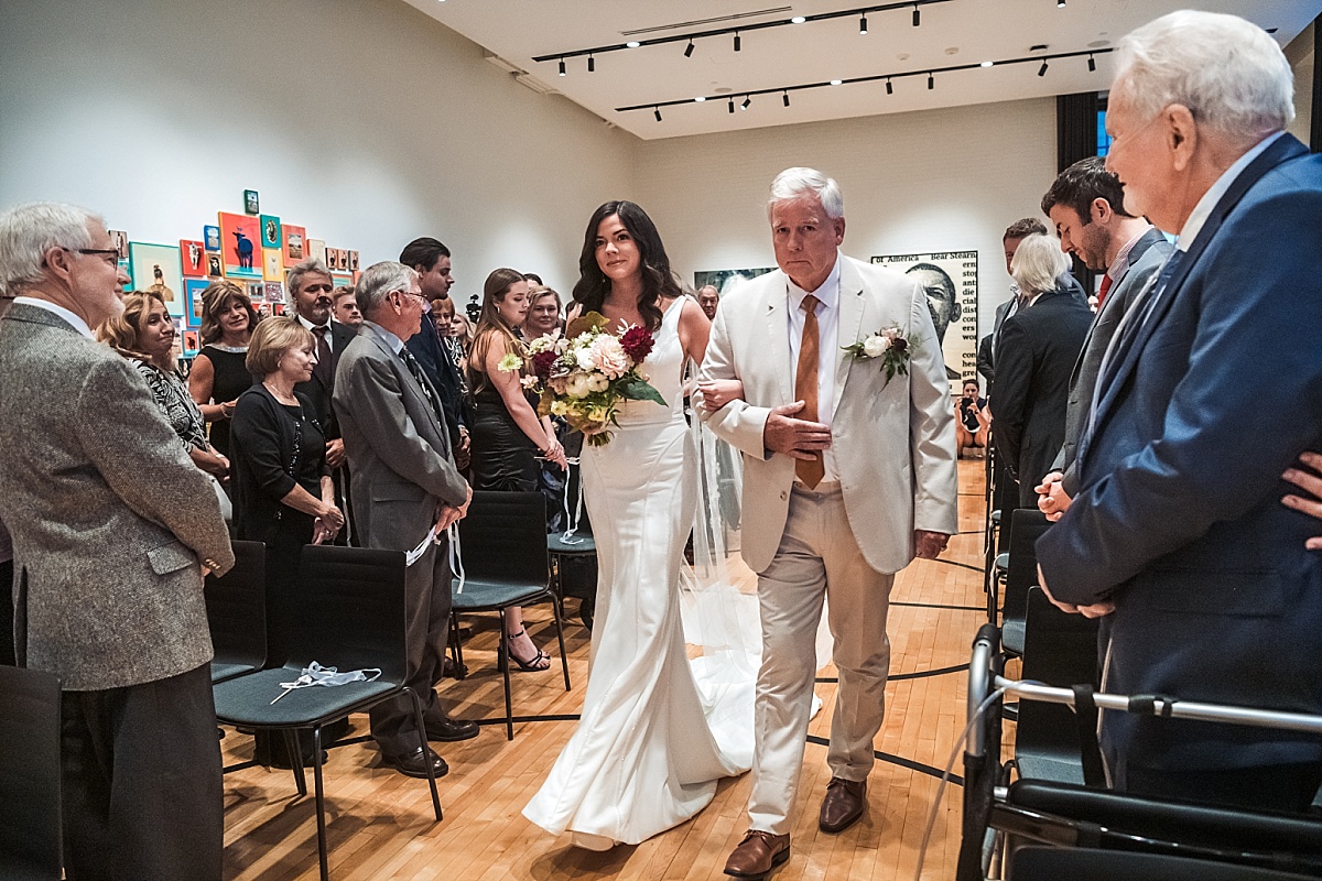 St Louis 21c Museum Hotel Wedding Photo