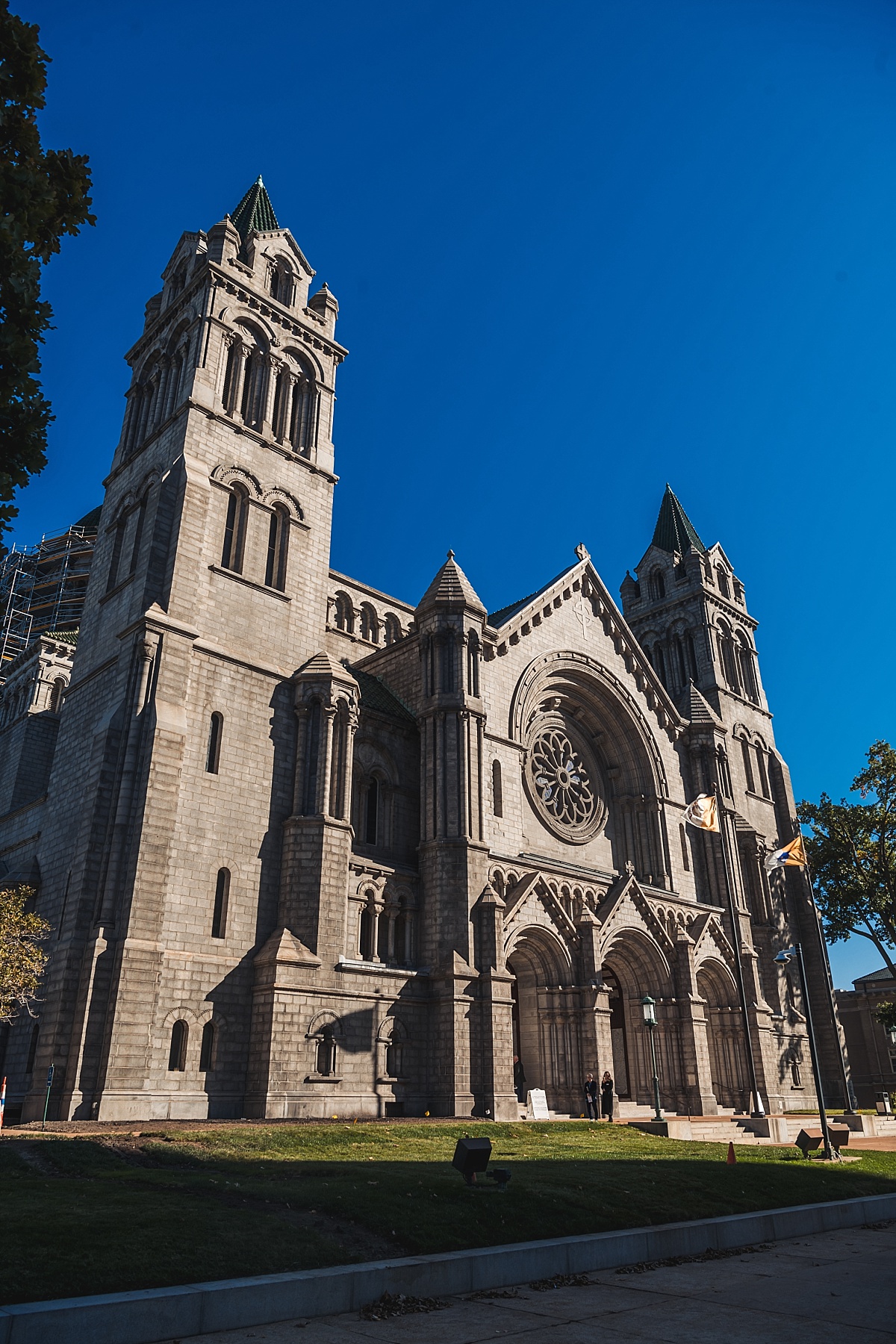 st louis wedding at the cathedral basilica