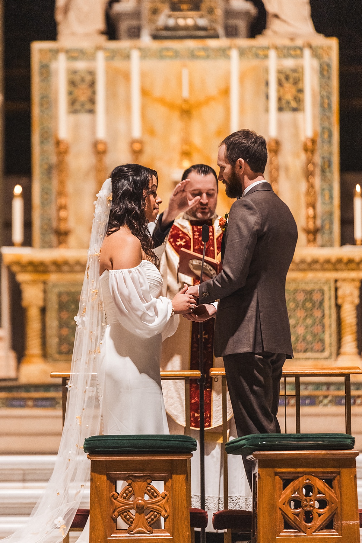 st louis wedding at the cathedral basilica